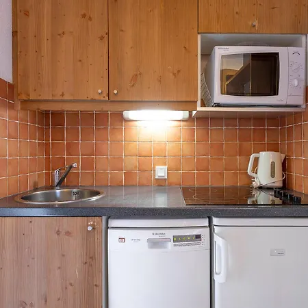 Apartment 2 Pieces 5 Pers, Proche Centre, Pistes Et Luge, Avec Balcon Sud, Wi-fi Et Casier A - Fr-1-314-263 Morzine